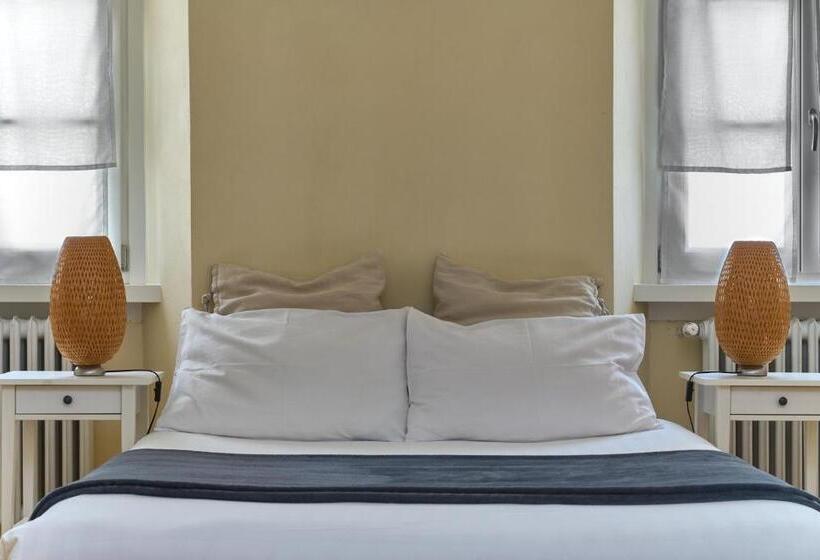 4인용 스탠다드 룸, Al Cavour 34