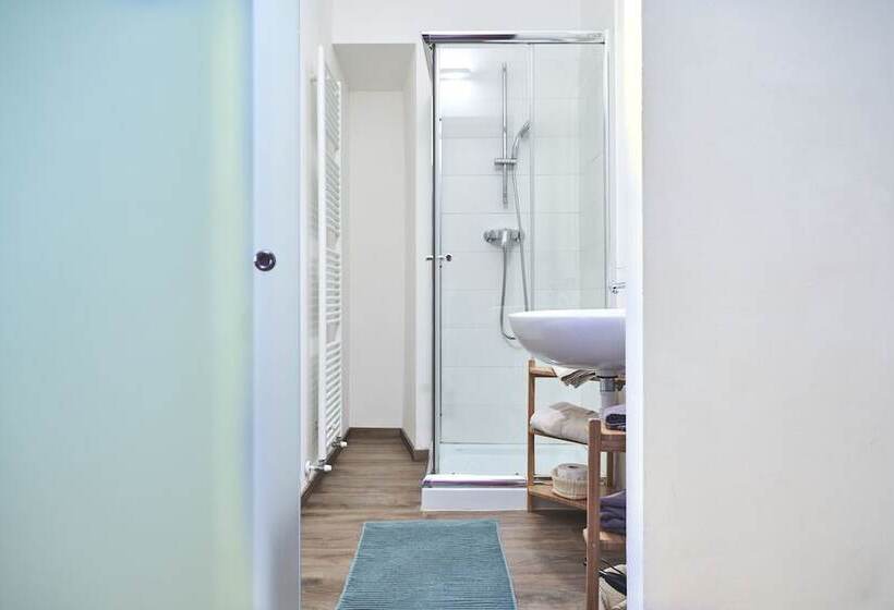 스탠다드 트리플 룸, Al Cavour 34