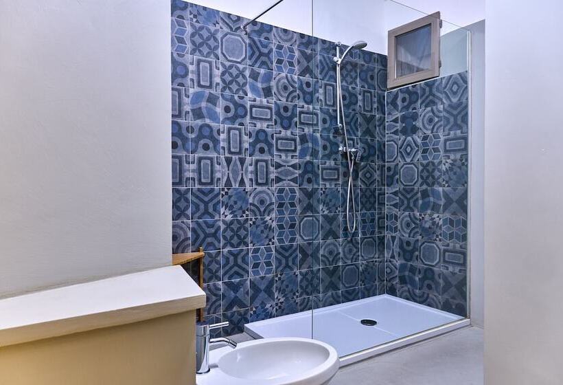 4인용 스탠다드 룸, Al Cavour 34