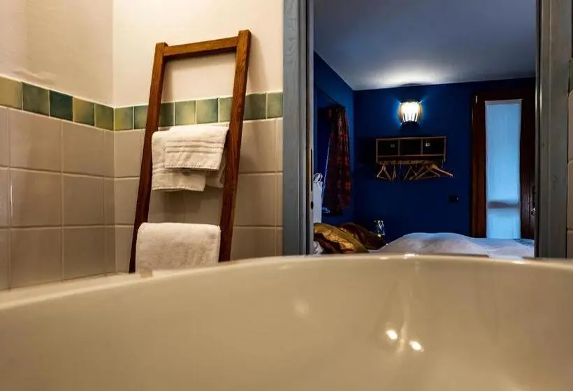 デラックスルーム, Casa Tomà