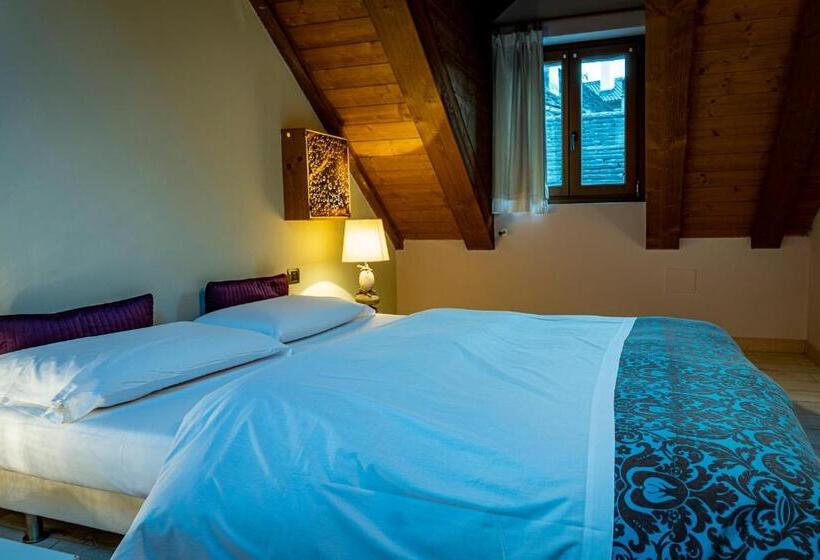 Шале 1 Спальня, Casa Tomà