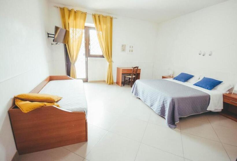 غرفة قياسية رباعية, Dimora Santo Stefano