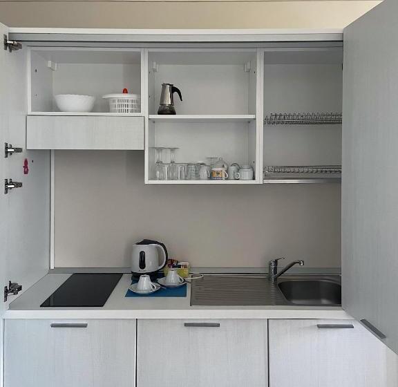 Полулюкс с Балконом, La Rocca