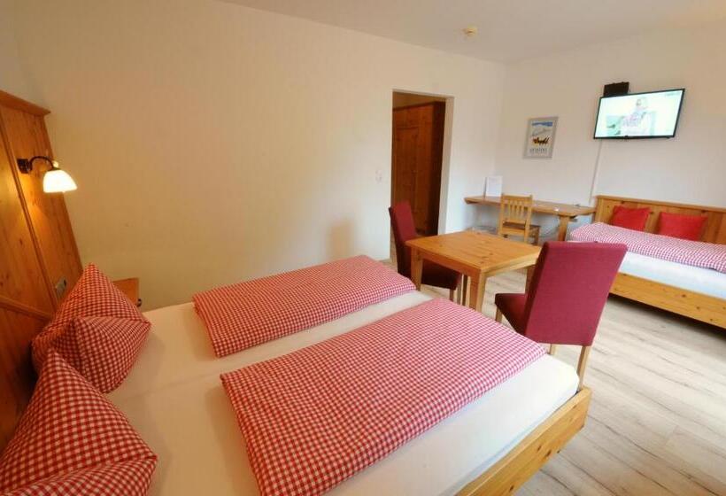 标准三人间, Pension Mirabelle