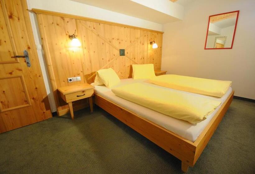 带阳台两卧公寓, Pension Mirabelle