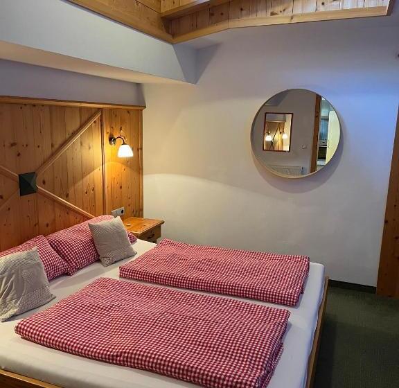 带阳台两卧公寓, Pension Mirabelle