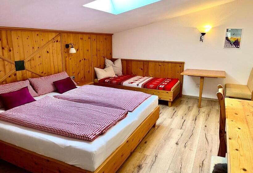 带阳台两卧公寓, Pension Mirabelle