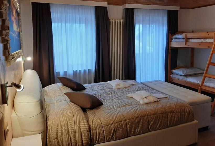 スタンダード4人部屋, Albergo Vittoria