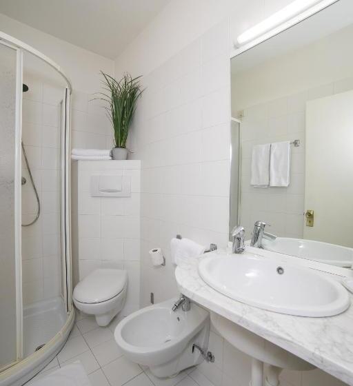 标准间, Alla Fonte