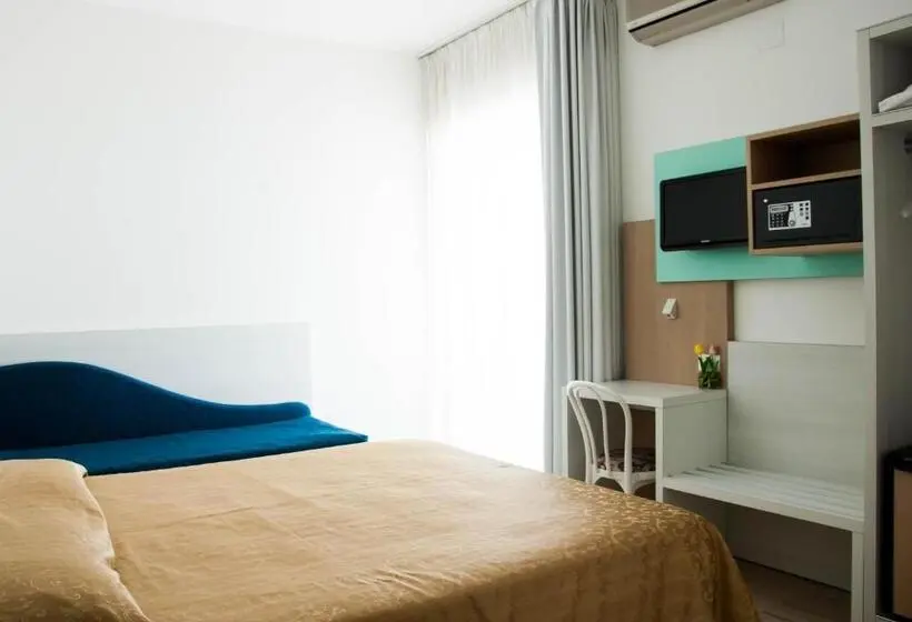 Triple Room Sea View, Eden