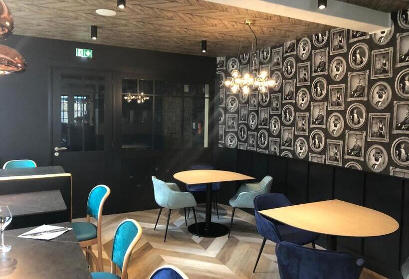 スタンダード4人部屋, Les Chiens Du Guet