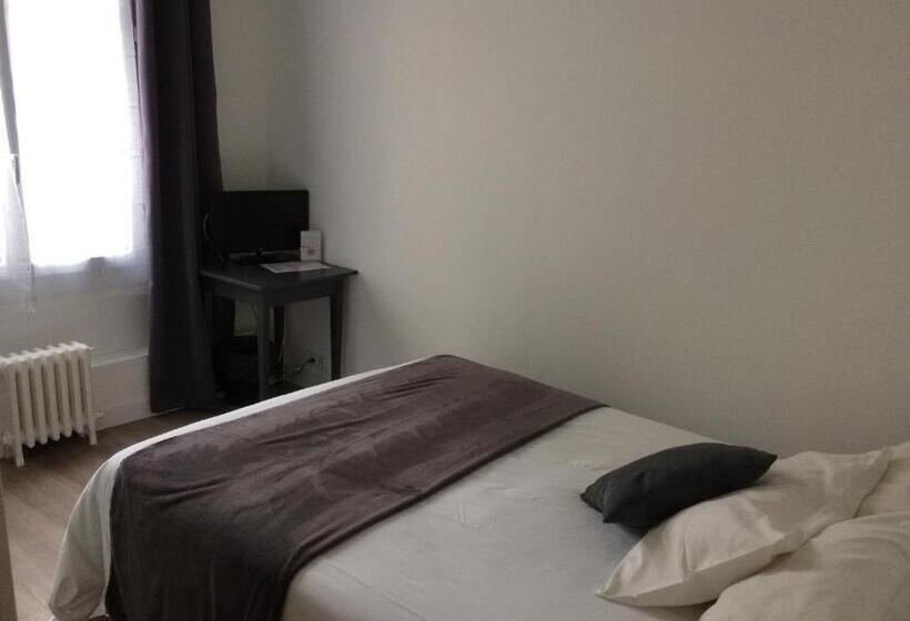 スタンダードルーム, Les Chiens Du Guet