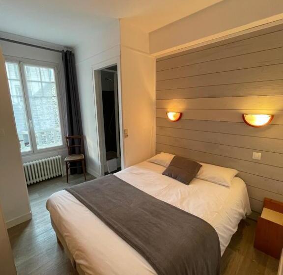 スタンダードルーム, Les Chiens Du Guet