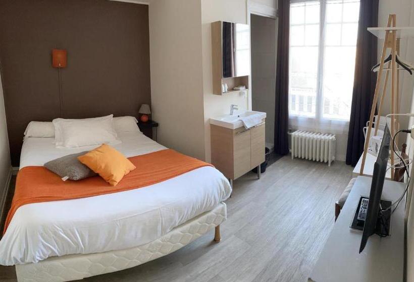 バス共有のスタンダードルーム, Les Chiens Du Guet