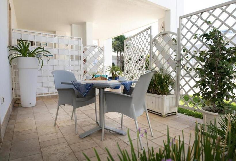 חדר משפחתי, Salento Gold Beach