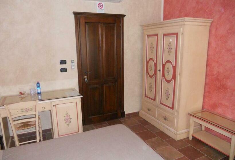 اتاق استاندارد, B&b Cascina Rossa