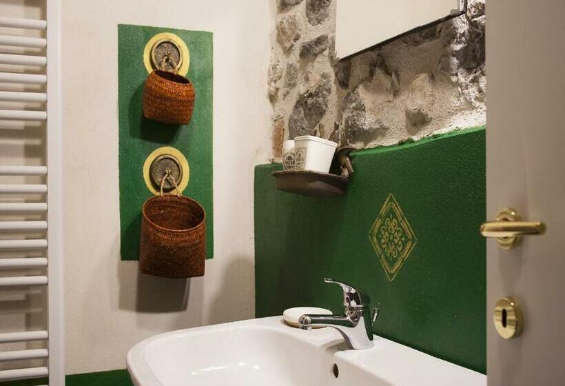 スタンダードルーム, B&b Contrada Lunga