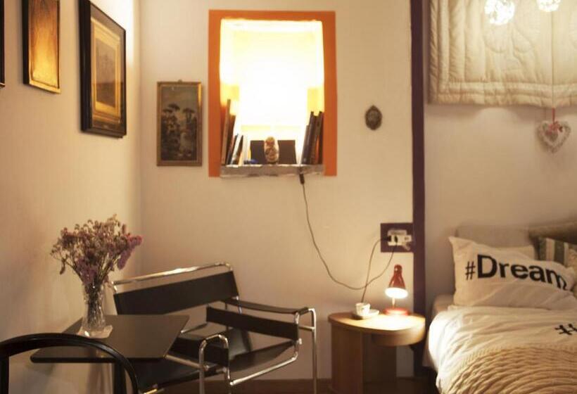 スタンダードルーム, B&b Contrada Lunga