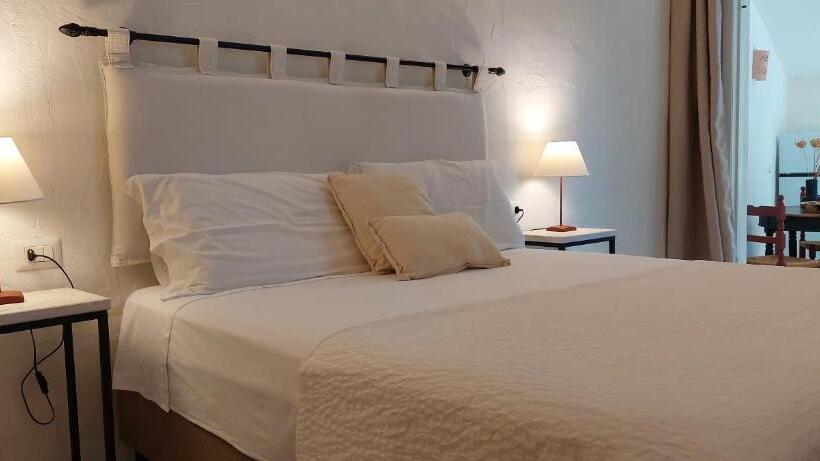 דירת חדר נוף לגינה, Conca Marina