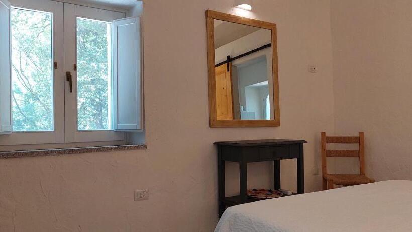 דירת חדר נוף לגינה, Conca Marina