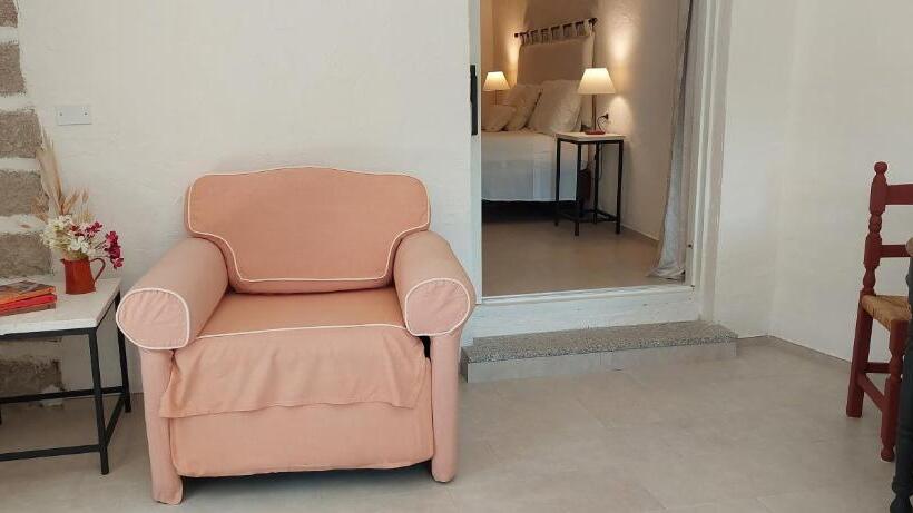 דירת חדר נוף לגינה, Conca Marina