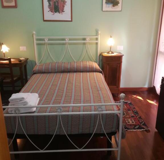 베이직 룸 더블 침대, Domomea