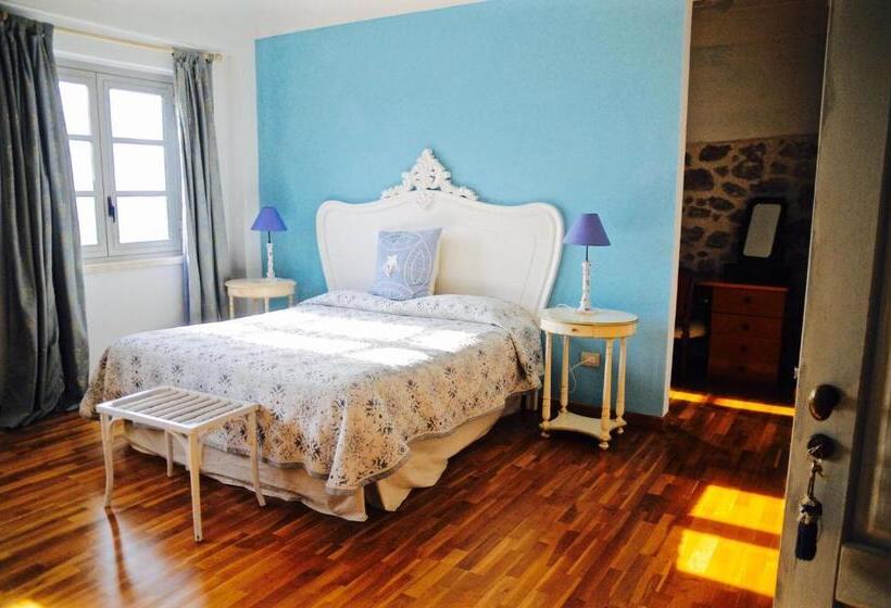 חדר דלוקס לארבעה, Il Maniero