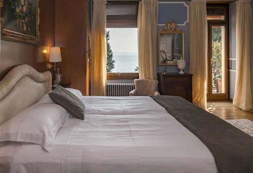 سوییت جونیور با بالکن, Villa Vittoria