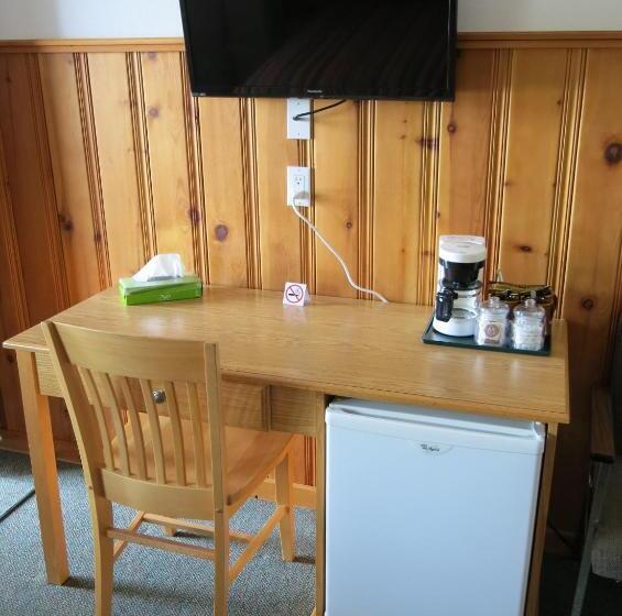 Lakosztály, Gateway Motel