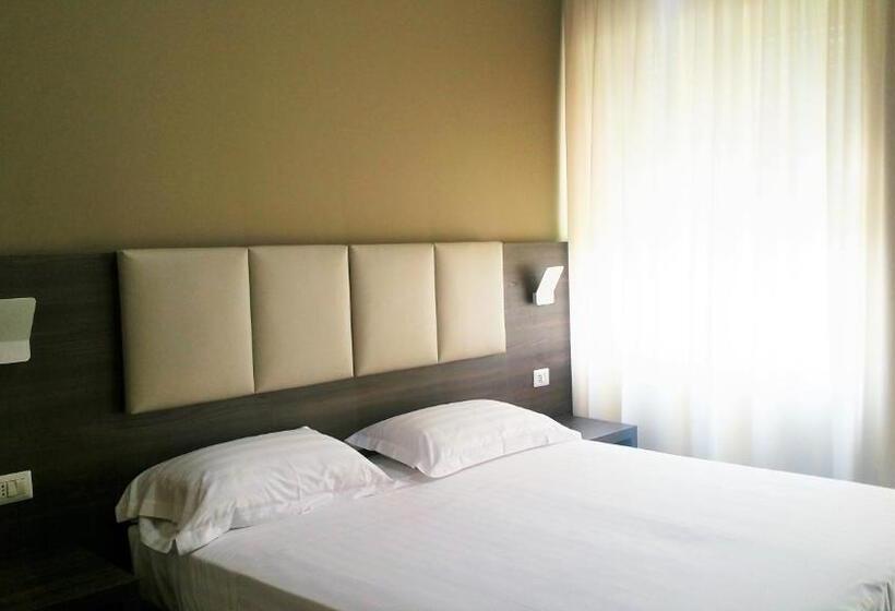 آپارتمان 2 خوابه با بالکن, Hll Hotel Lungolago Lecco Como Lake