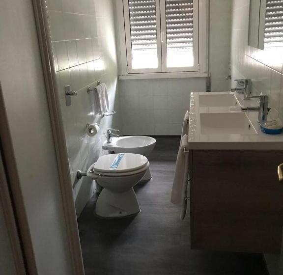 آپارتمان 1 خوابه با تراس, Hll Hotel Lungolago Lecco Como Lake