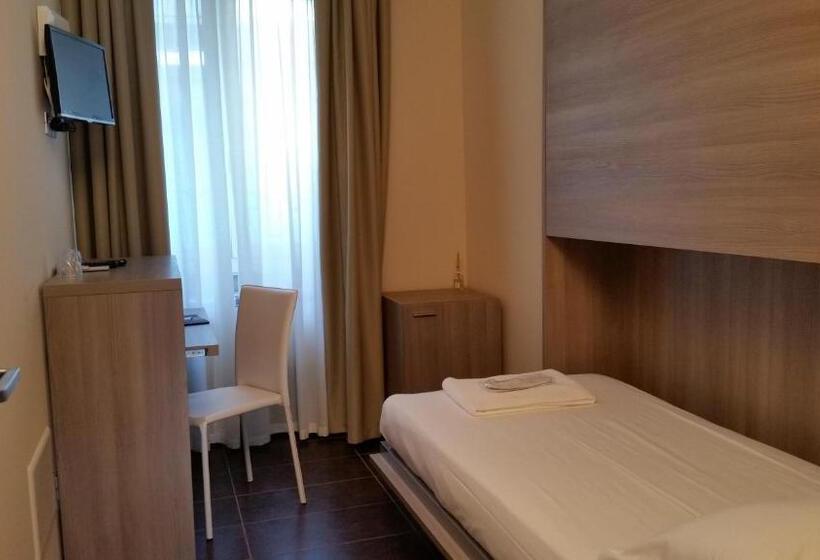 اتاق استاندارد یک نفره, Hll Hotel Lungolago Lecco Como Lake