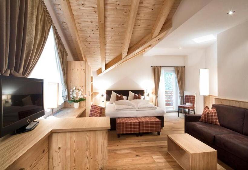 펜트하우스 룸, Comploj Adults Only