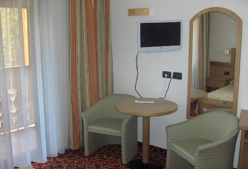 スタンダードルーム, Engel