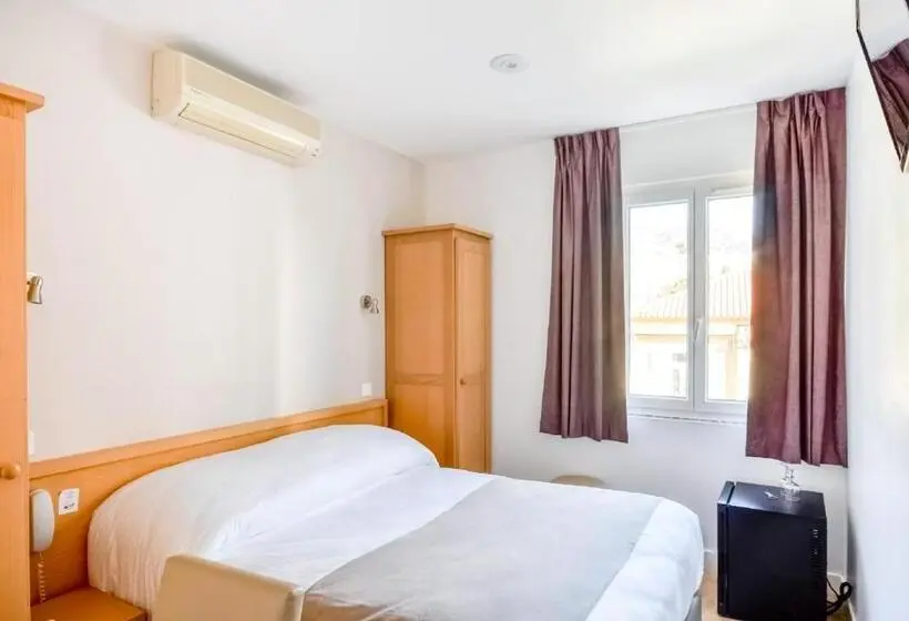 اتاق استاندارد یک نفره, Hôtel Beau Rivage