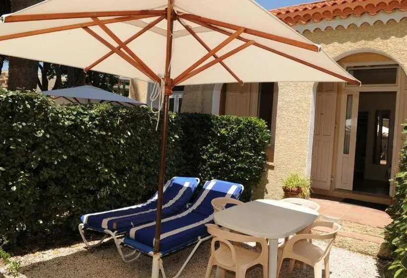 اتاق استاندارد در طبقه همکف, Hôtel Beau Rivage