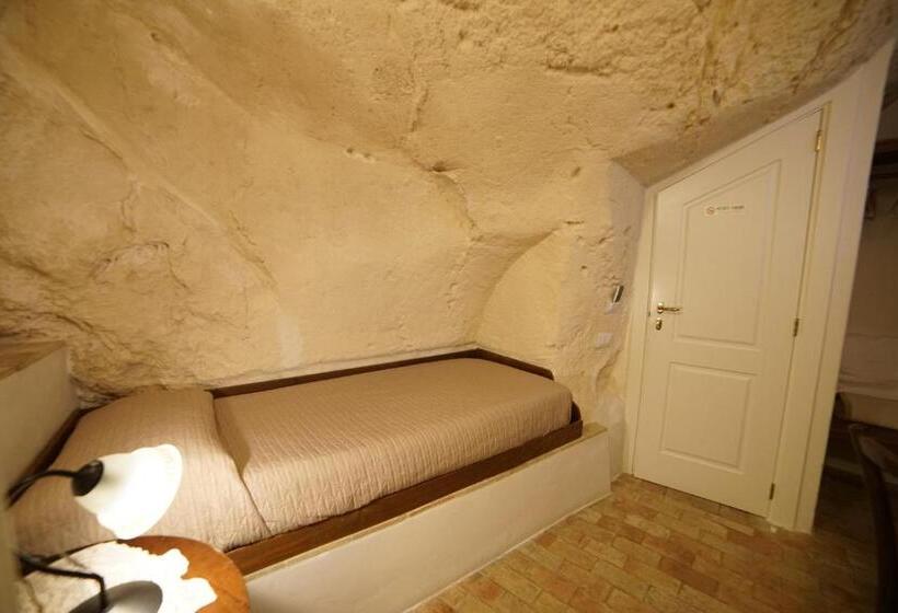 חדר יחיד בסיסי, Il Belvedere