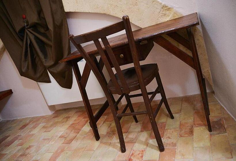 חדר יחיד בסיסי, Il Belvedere