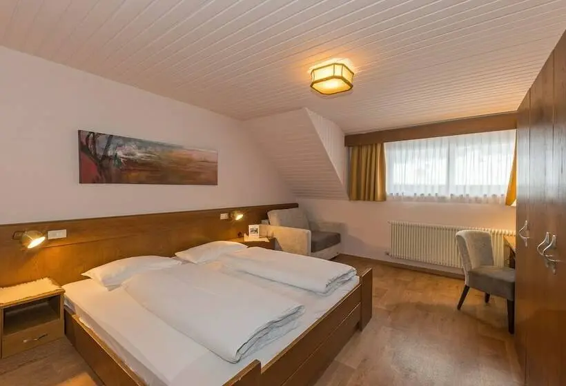 Standard-huone, Mondschein