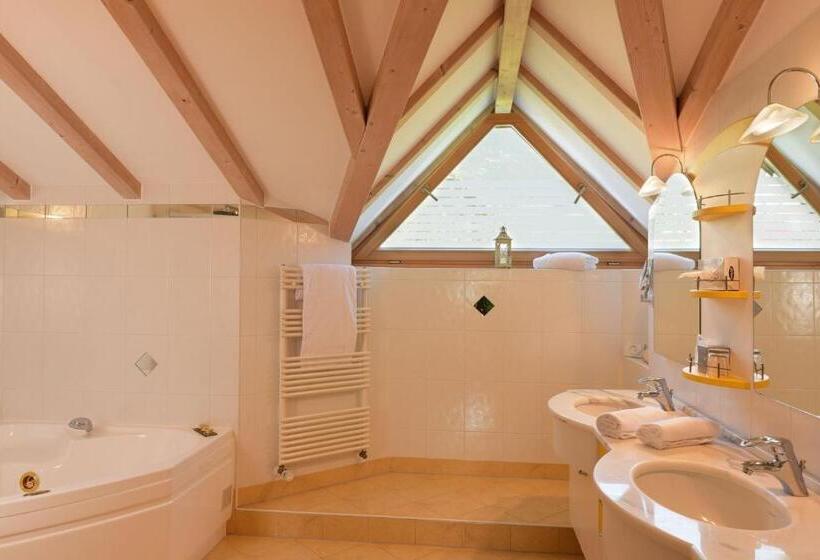 סוויטה נוף לגינה, Pfeiss