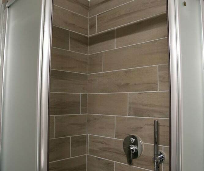 غرفة قياسية, Philadelphia