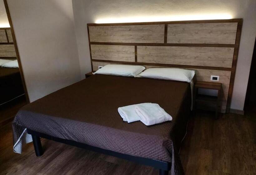 غرفة قياسية رباعية, Lo Sciatore Hotel & Restaurant