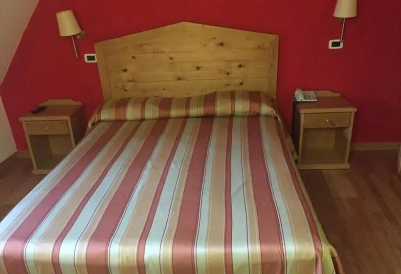 スタンダード4人部屋, Lo Sciatore Hotel & Restaurant