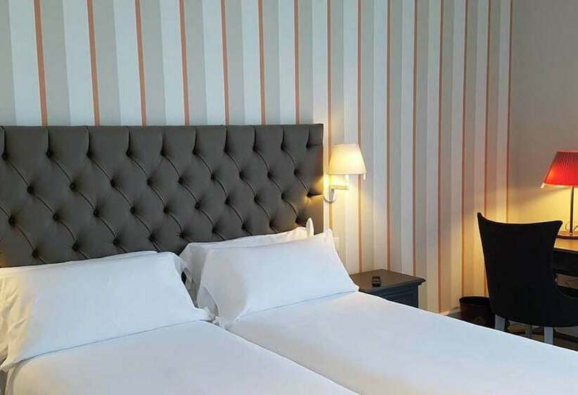 스탠다드 룸 산 전망, Park Hotel Italia