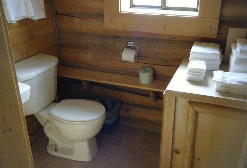 غرفة قياسية, Parade Rest Ranch