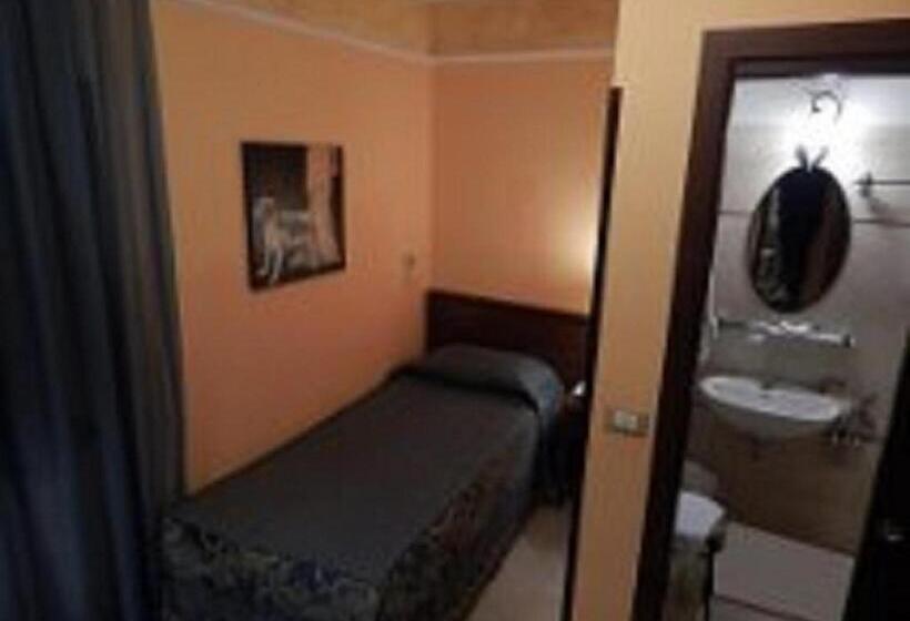 クラシックシングルルーム, B&b Degli Amici