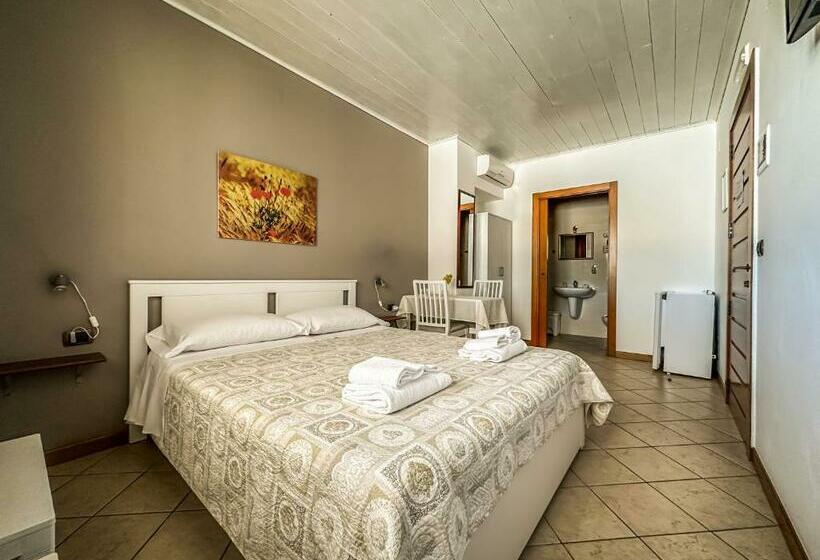 Номер Стандарт, B&b Il Leccio