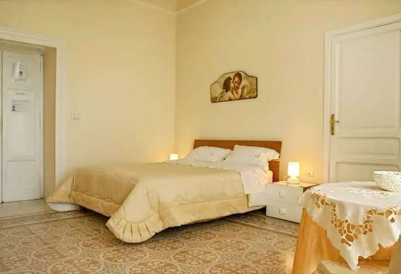 スタンダードルーム, Bed And Breakfast Sommavesuvio
