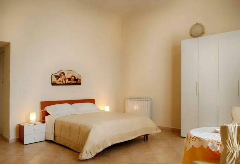 スタンダードルーム, Bed And Breakfast Sommavesuvio