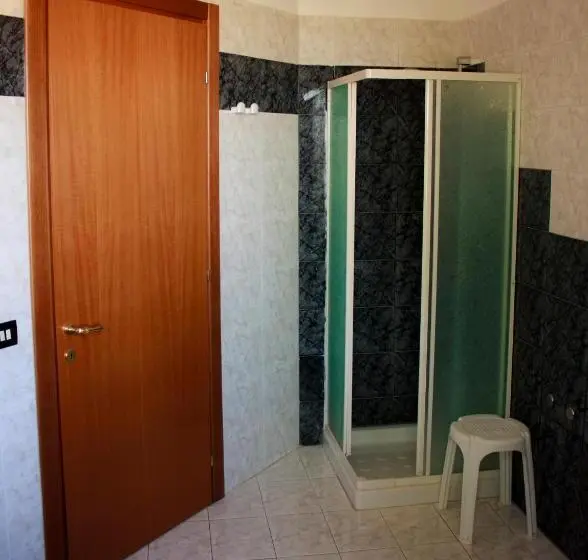اتاق اکونومی یک تخته, Villa Ruberto